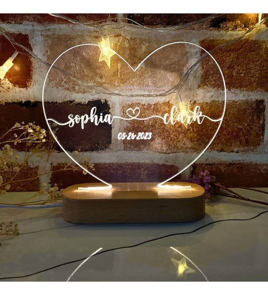 Kalp Tasarımlı Kişiye Özel Gece Lambası – Sevgiliye Romantik Hediye