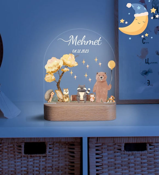 Kişiye Özel Ayı ve Orman Hayvanları Gece Lambası – Erkek Çocuklara Temalı Ahşap Gece Işığı