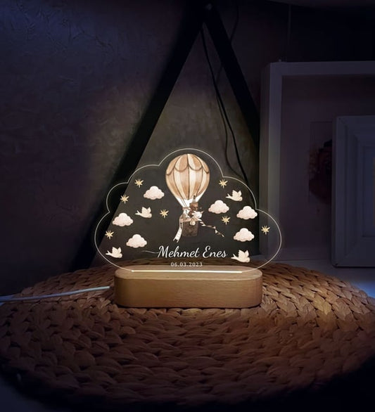 Kişiye Özel Balon ve Bulut Temalı Gece Lambası – Erkek Çocuklara Hayal Dolu Doğum Günü Hediyesi